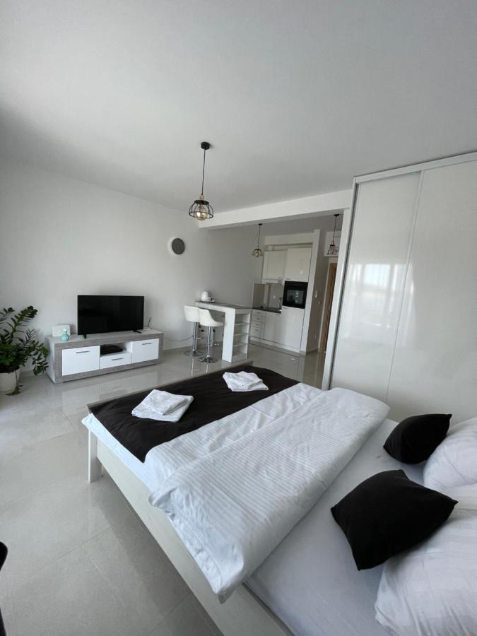 Villa Julia เบาซิชี ภายนอก รูปภาพ